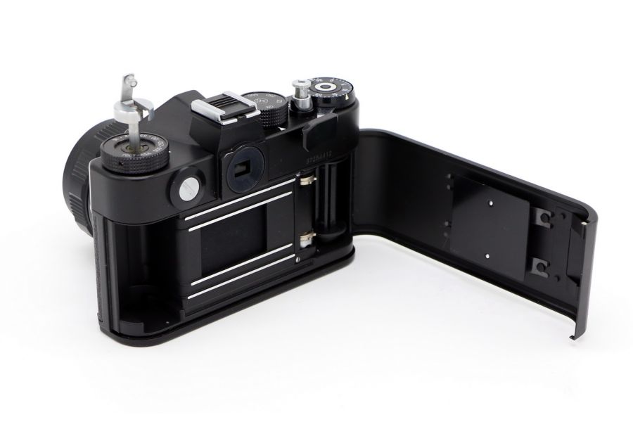 Фотоаппарат зеркальный плёночный Зенит 12СД kit