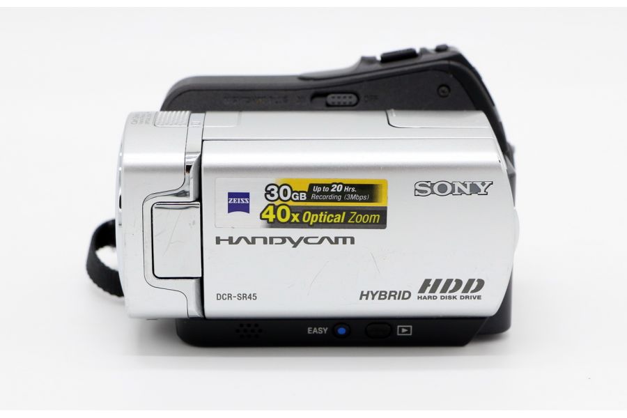 0,8 млн пикселей видеокамера Sony DCR-SR45E