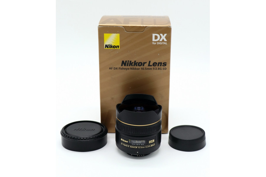 Nikon 10.5mm f/2.8G ED DX Fisheye-Nikkor в упаковке