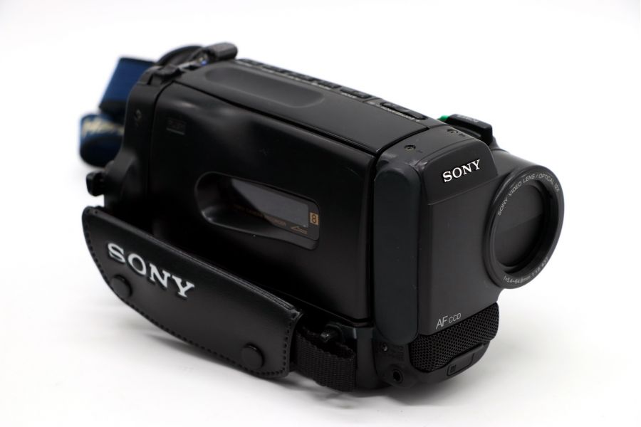 Видеокамера Sony CCD-TR420E (Japan, 1996)