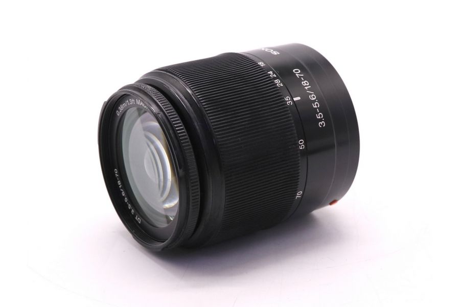 Sony DT 18-70mm F/3.5-5.6 б.
