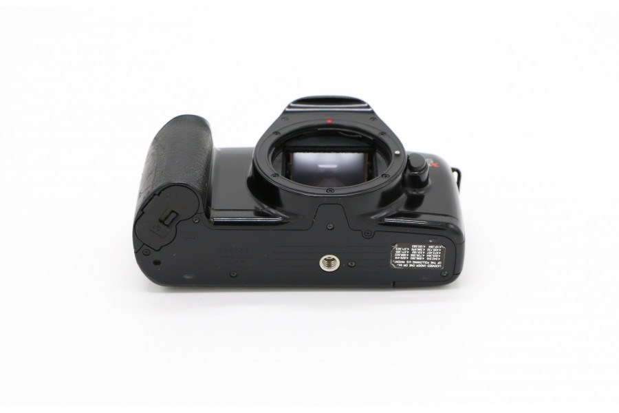 Зеркальный фотоаппарат Canon EOS Rebel X body