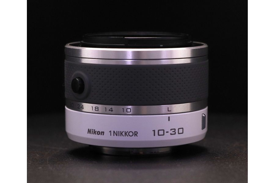 Объектив Nikon 10-30mm f3.5-5.6 VR Nikkor 1