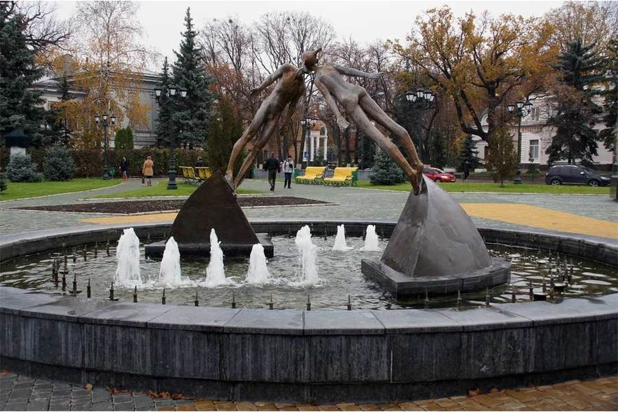 Объектив Sony DT 18-135mm f/3.5-5.6 SAM (SAL-18135)