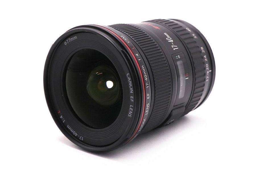 Объектив Canon EF 17-40mm f/4L USM в упаковке