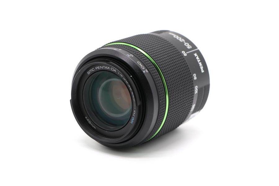 Pentax-DA SMC 50-200mm f/4-5.6 ED WR в упаковке
