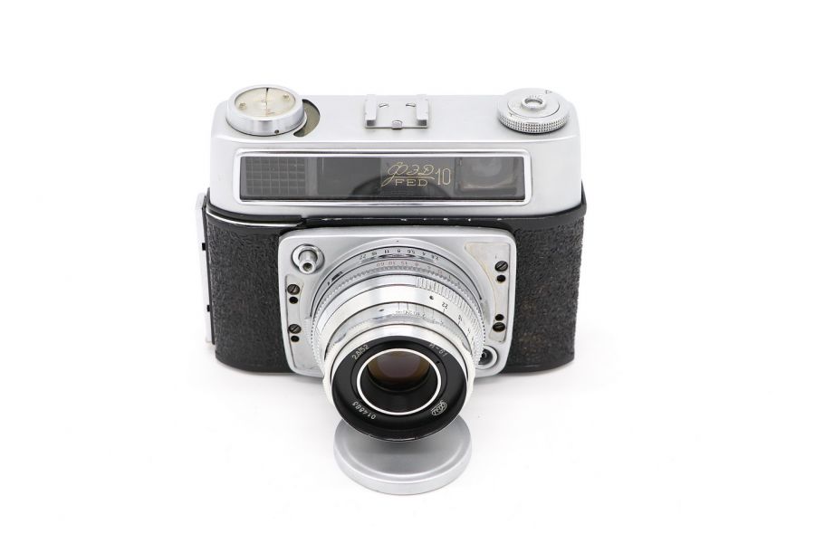 Советский фотоаппарат Фэд-10 (СССР, 1966 г.)