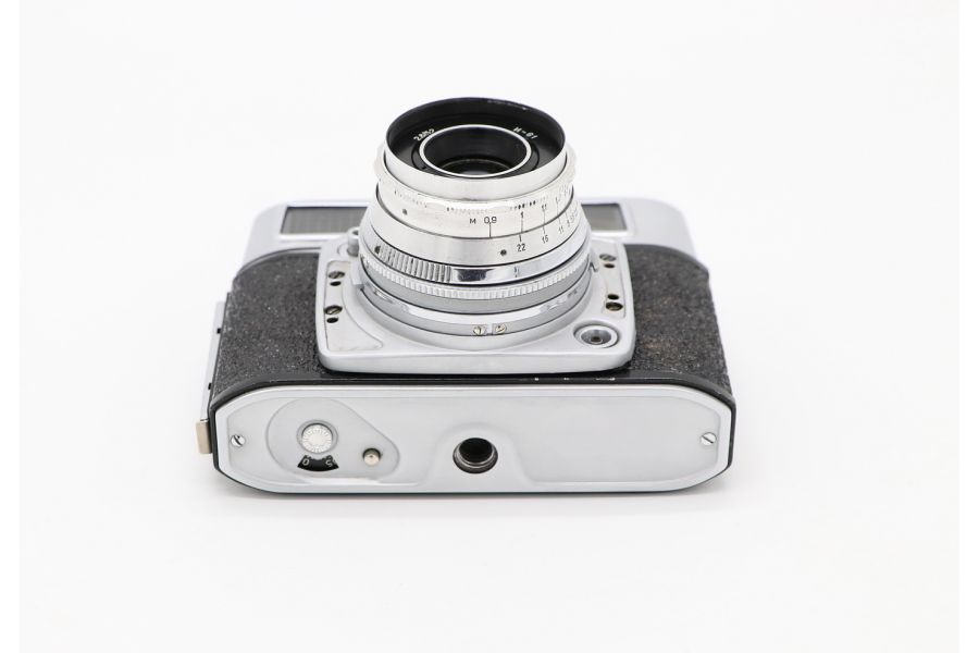 Советский фотоаппарат Фэд-10 (СССР, 1966 г.)