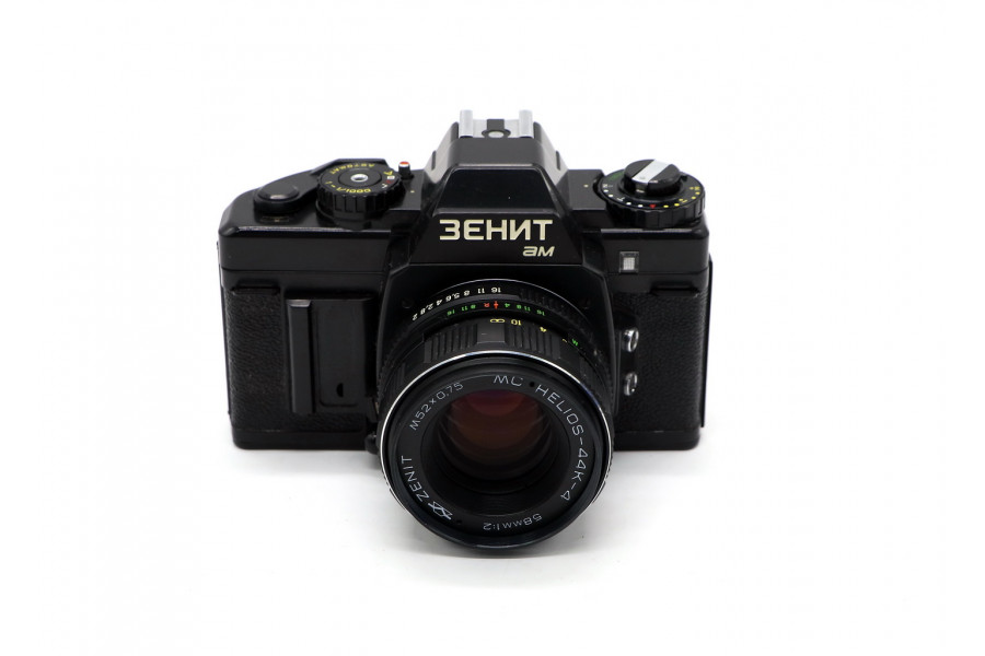 Плёночная камера Зенит АМ + объектив Гелиос-44К-4
