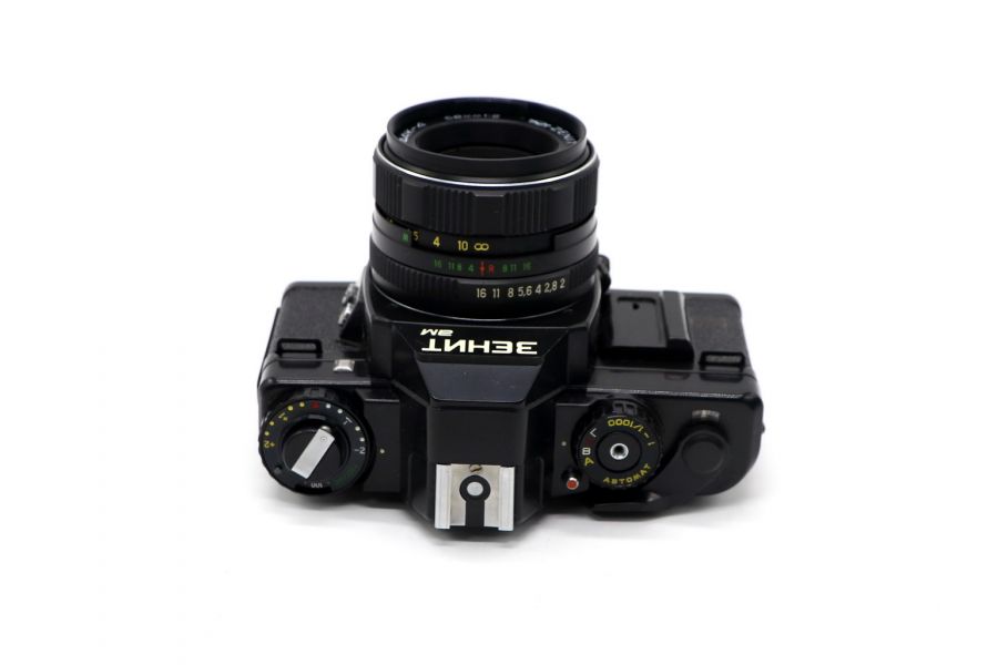 Плёночная камера Зенит АМ + объектив Гелиос-44К-4