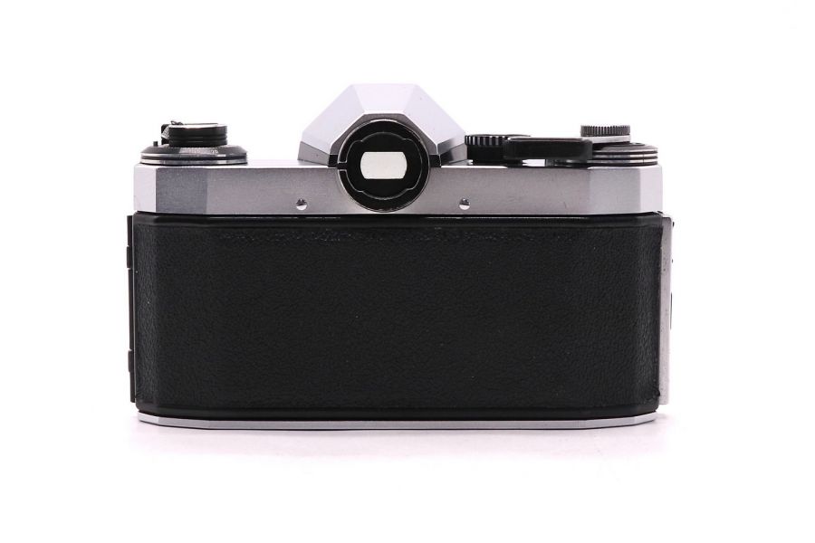 Зеркальный фотоаппарат Praktica PL Nova l body