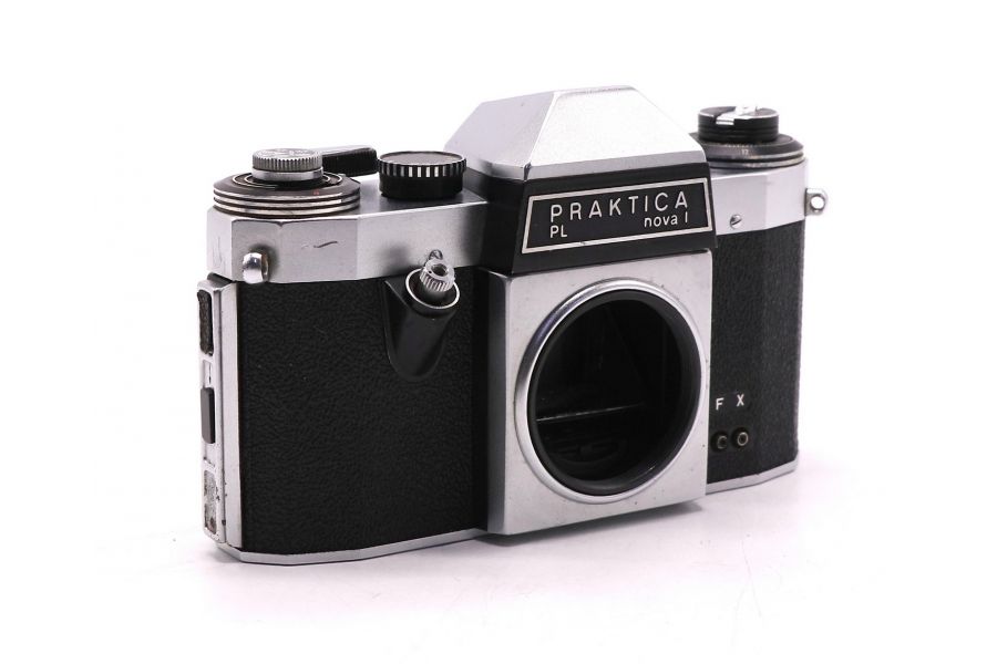 Зеркальный фотоаппарат Praktica PL Nova l body