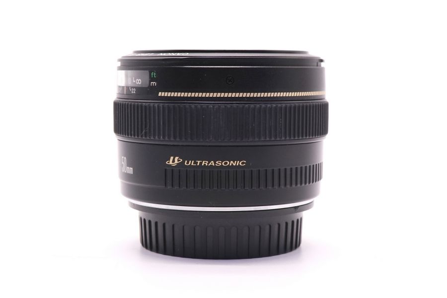 Светосильный объектив Canon EF 50mm f/1.4 USM