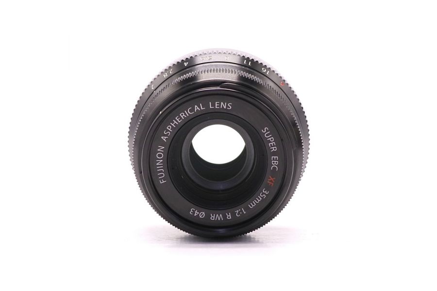 Объектив Fujifilm XF 35mm f/2 R WR (Japan, 2015)