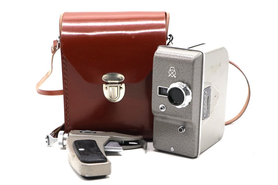 Любительская кинокамера Спорт-2 (СССР, 1964г.)