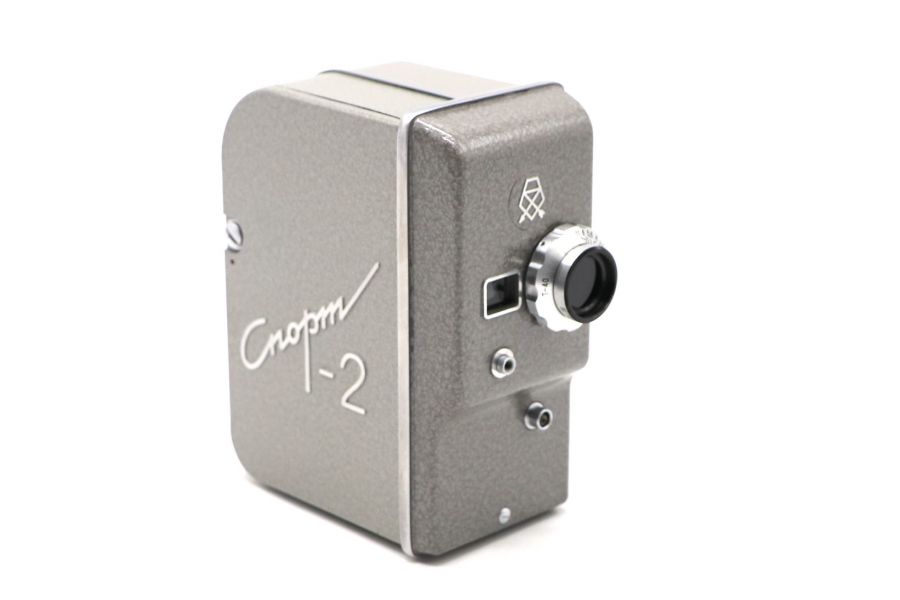 Любительская кинокамера Спорт-2 (СССР, 1964г.)