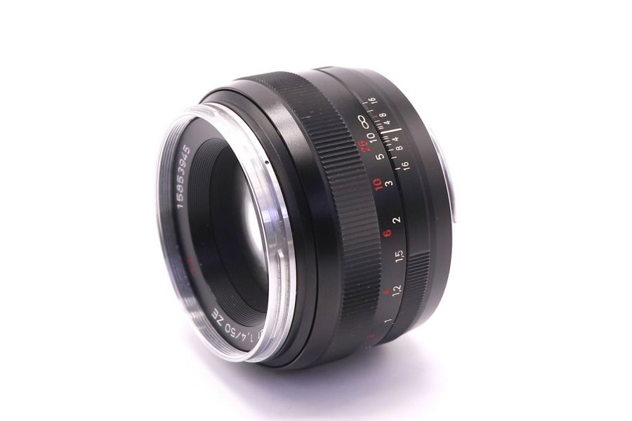 Объектив Planar 1,4/50 ZE T* Carl Zeiss (Canon EF)