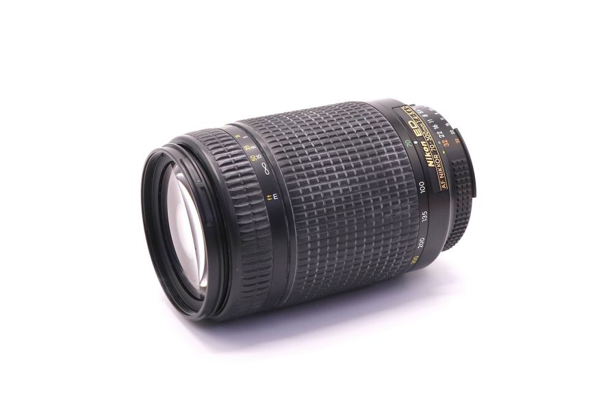 Объектив Nikon 70-300mm f/4-5.6D ED-IF AF Nikkor
