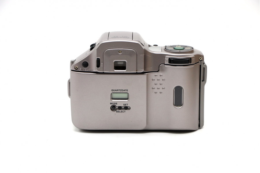 Зеркальный плёночный фотоаппарат Olympus IS-21