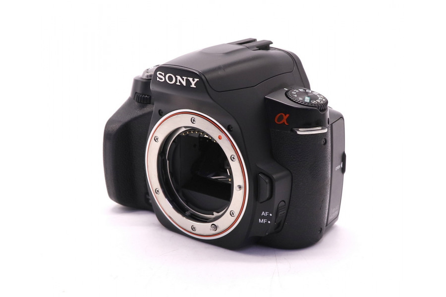 Фотокамера зеркальная Sony A230 body (пробег 17700 кадров)