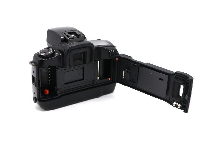 Зеркальный фотоаппарат Canon EOS A2E (EOS 5) body