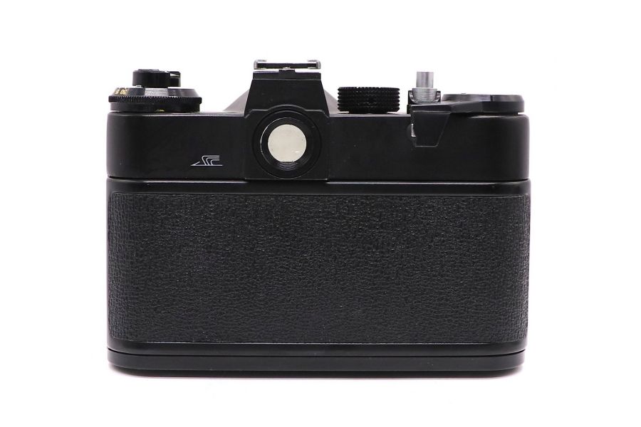 Зеркальный фотоаппарат Зенит ЕТ + Гелиос-44-2 (СССР)