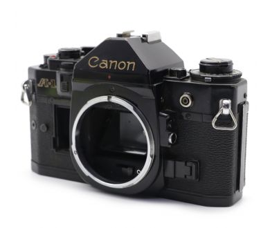 Пленочная зеркальная камера Canon A-1 body