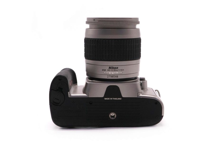 Зеркальная фотокамера Nikon F55 kit (Japan, 2004)