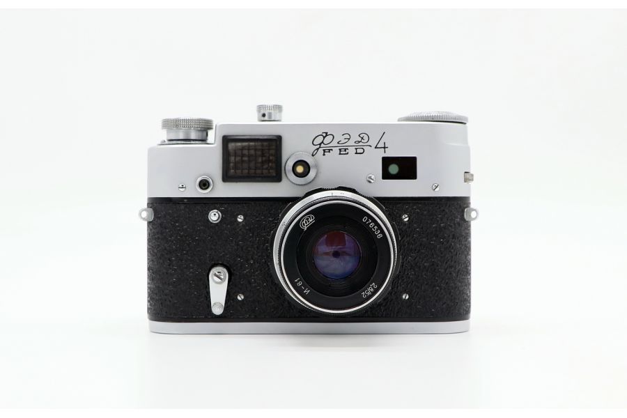 Фотоаппарат Фэд 4 / Fed 4 безкурковый (1964)