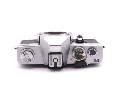 Пленочный зеркальный фотоаппарат Praktica L2 body
