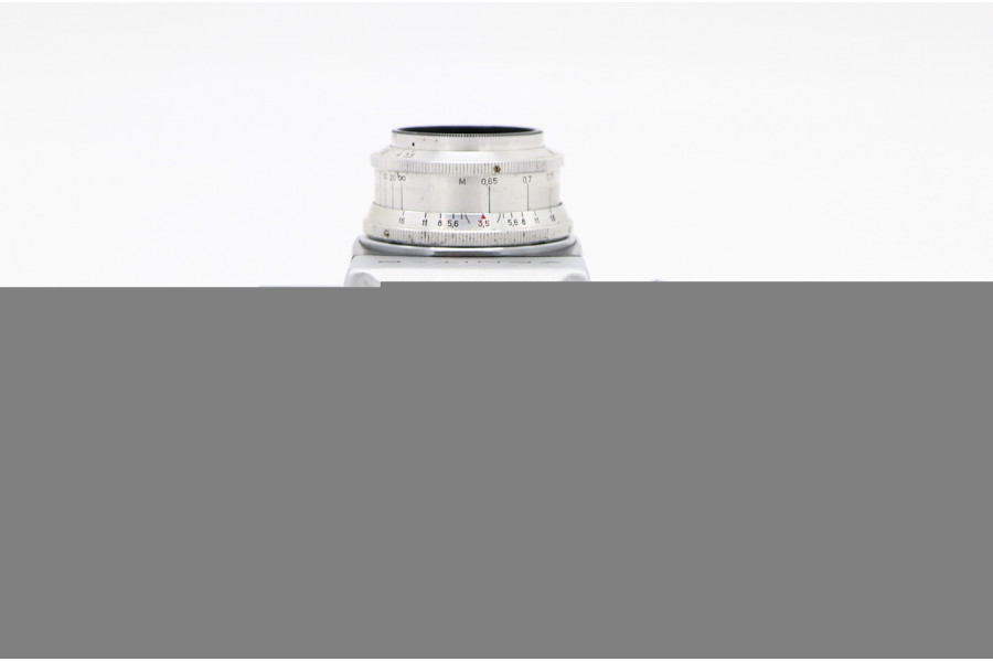 Фотокамера Зенит В + Индустар-50 (СССР, 1972 г.)