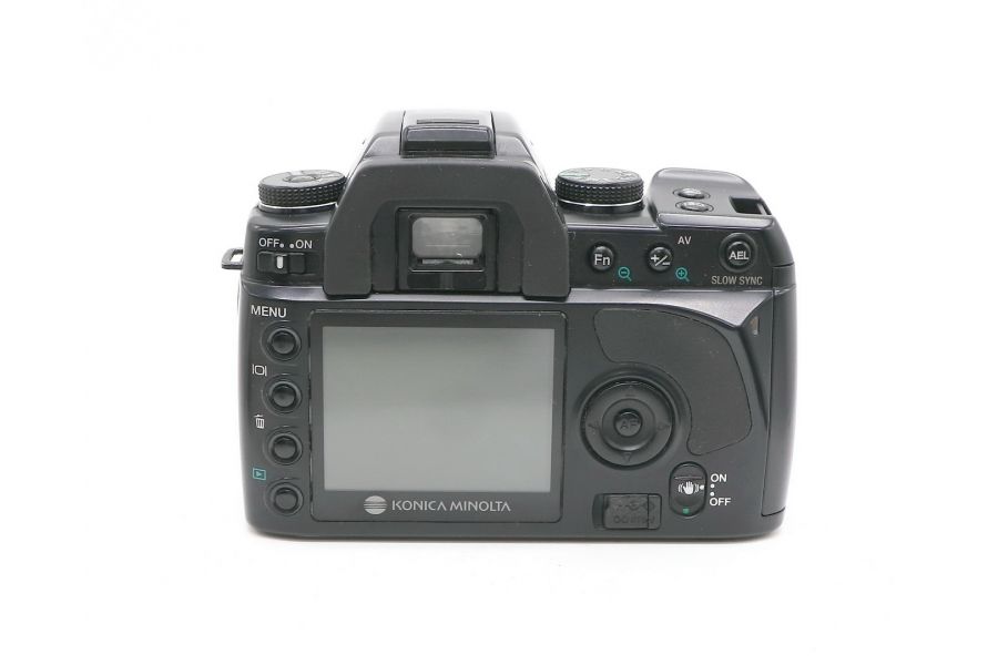Фотокамера зеркальная Konica Minolta Dynax 5D body