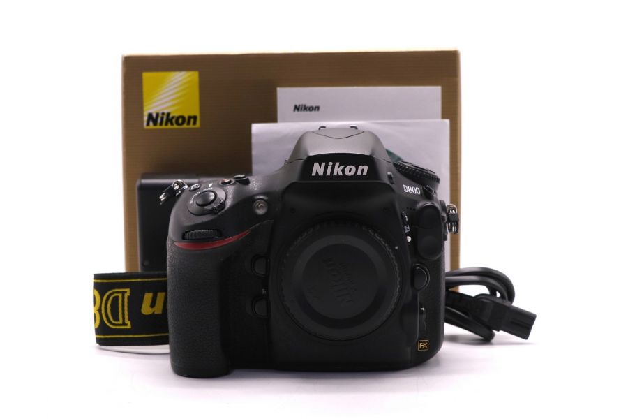Nikon D800 body в упаковке (пробег 4170 кадров)