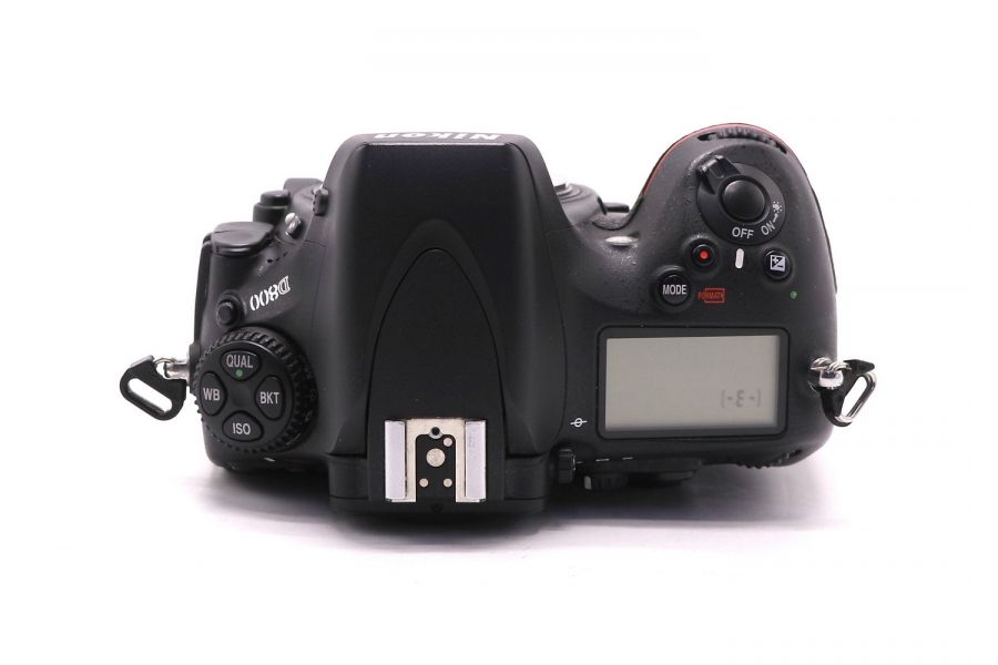 Nikon D800 body в упаковке (пробег 4170 кадров)