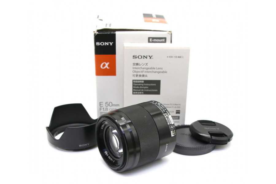 Sony 50mm f/1.8 OSS (SEL-50F18) в упаковке