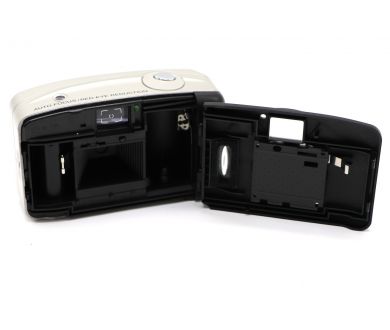 Компактная камера Samsung Fino 30SE в упаковке