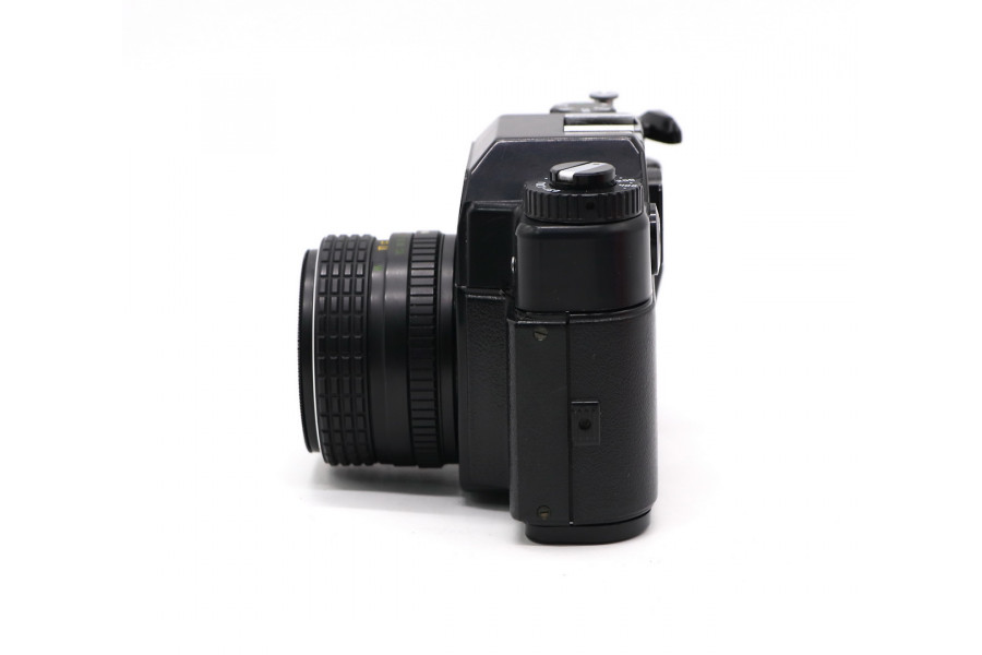 Малоформатный фотоаппарат Зенит 122 в упаковке