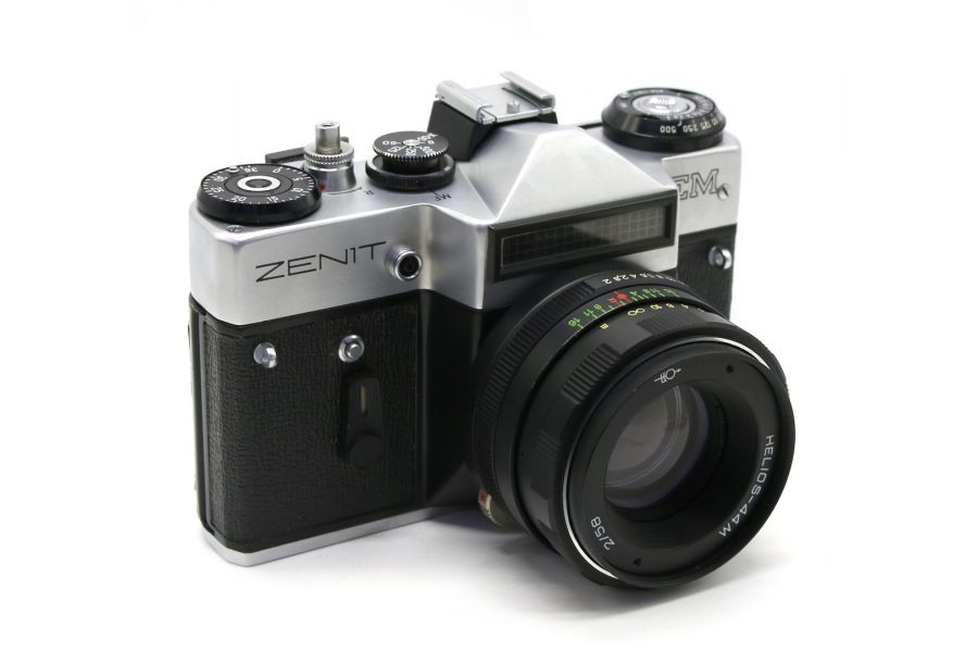 Зенит ЕМ kit silver в упаковке (СССР, 1982)