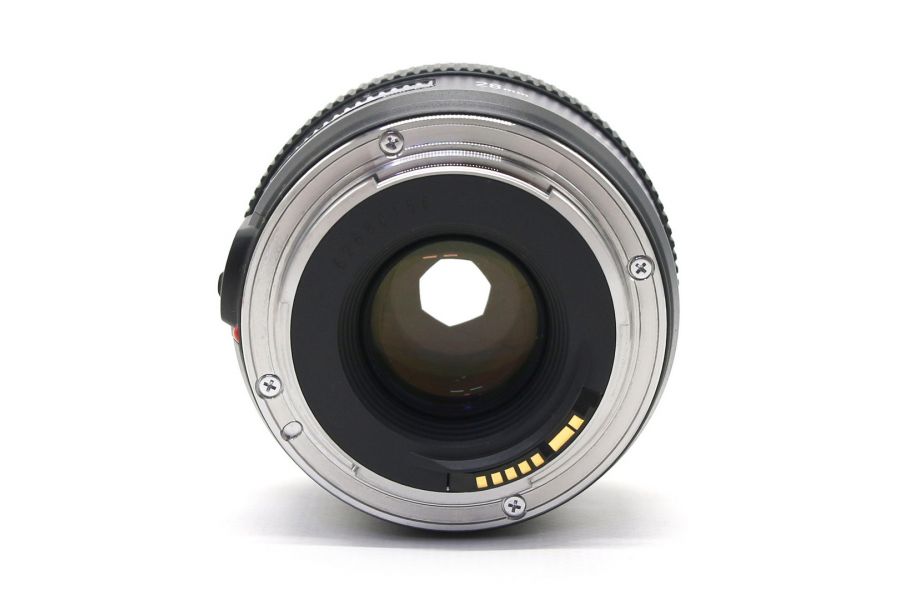 Объектив автофокусный Canon EF 28mm f/1.8 USM