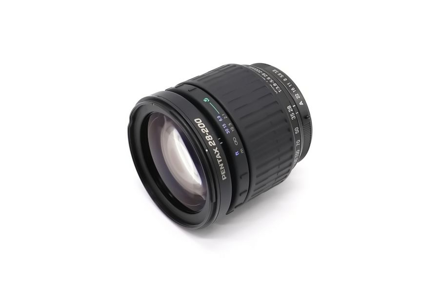 Pentax-FA SMC 28-200mm f/3.8-5.6 (Japan, 2000)