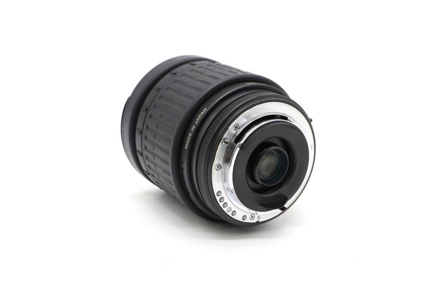 Pentax-FA SMC 28-200mm f/3.8-5.6 (Japan, 2000)