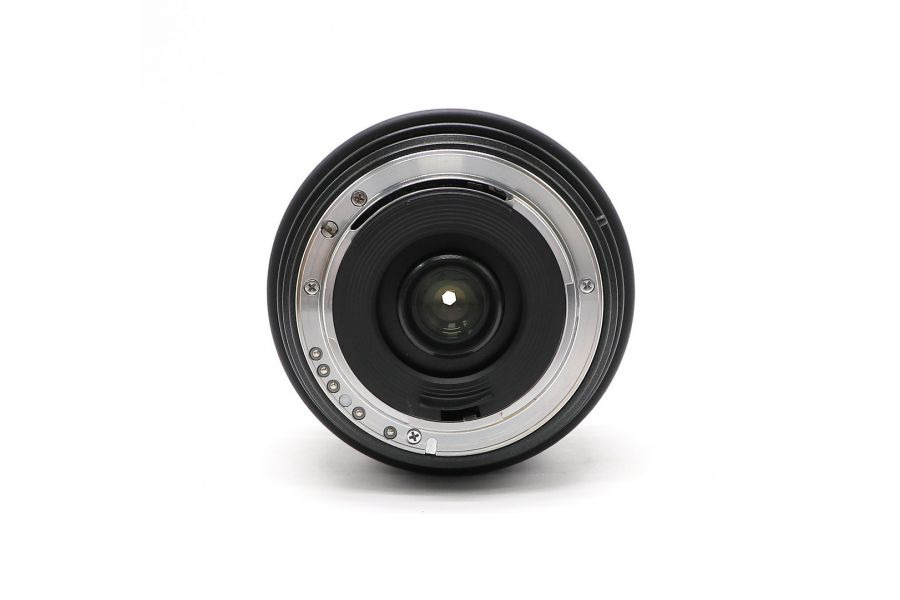 Pentax-FA SMC 28-200mm f/3.8-5.6 (Japan, 2000)