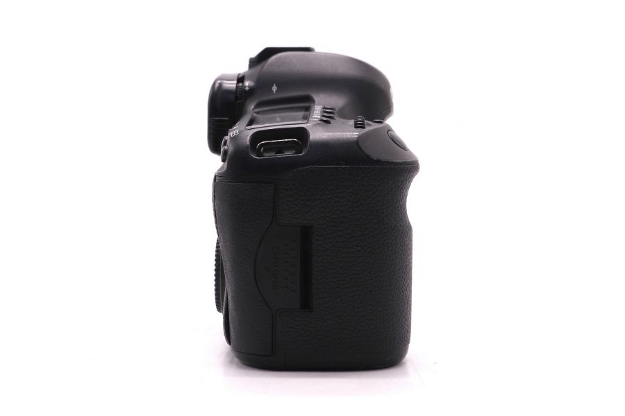 Canon EOS 5D Mark III body (пробег 82310 кадров)