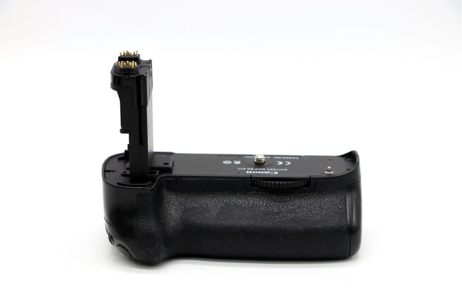 Батарейная ручка для камер Canon BG-E11 оригинал