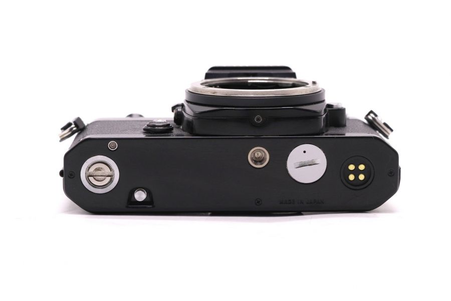 Фотоаппарат зеркальный пленочный Nikon FM body