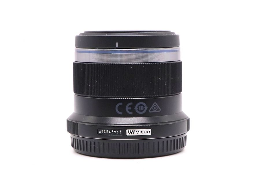 Объектив Olympus M.Zuiko Digital 45mm f/1.8