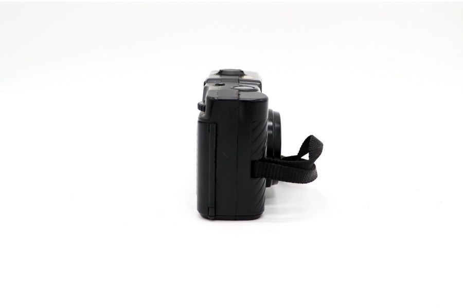 Пленочный фотоаппарат Konica EFP 3 (Japan, 1987)