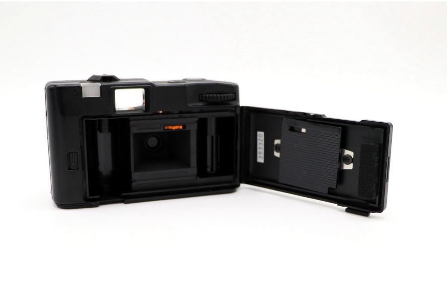 Пленочный фотоаппарат Konica EFP 3 (Japan, 1987)