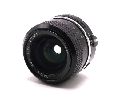 Мануальный объектив Nikon 24mm f/2.8 Nikkor