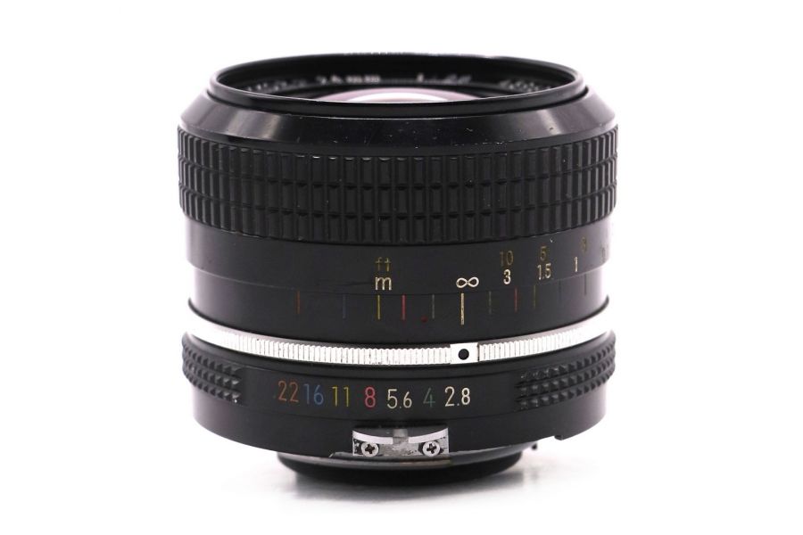 Мануальный объектив Nikon 24mm f/2.8 Nikkor